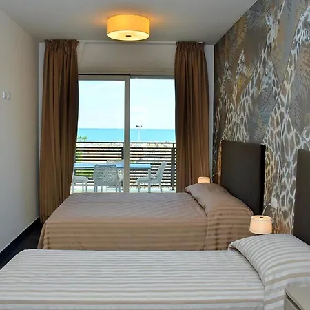 Adorable With Terrace Overlooking The Sea 公寓